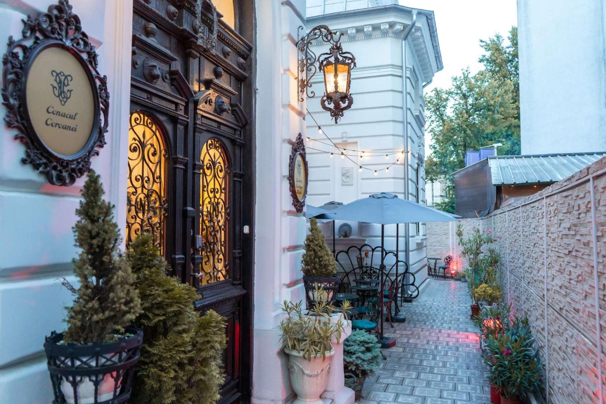 Conacul Coroanei Luxury Boutique Hotel Bukarest Kültér fotó