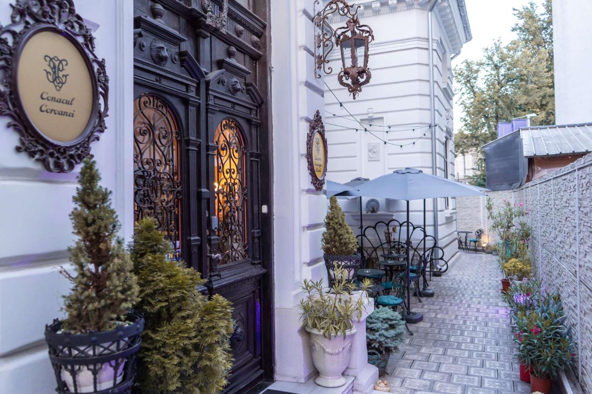 Conacul Coroanei Luxury Boutique Hotel Bukarest Kültér fotó