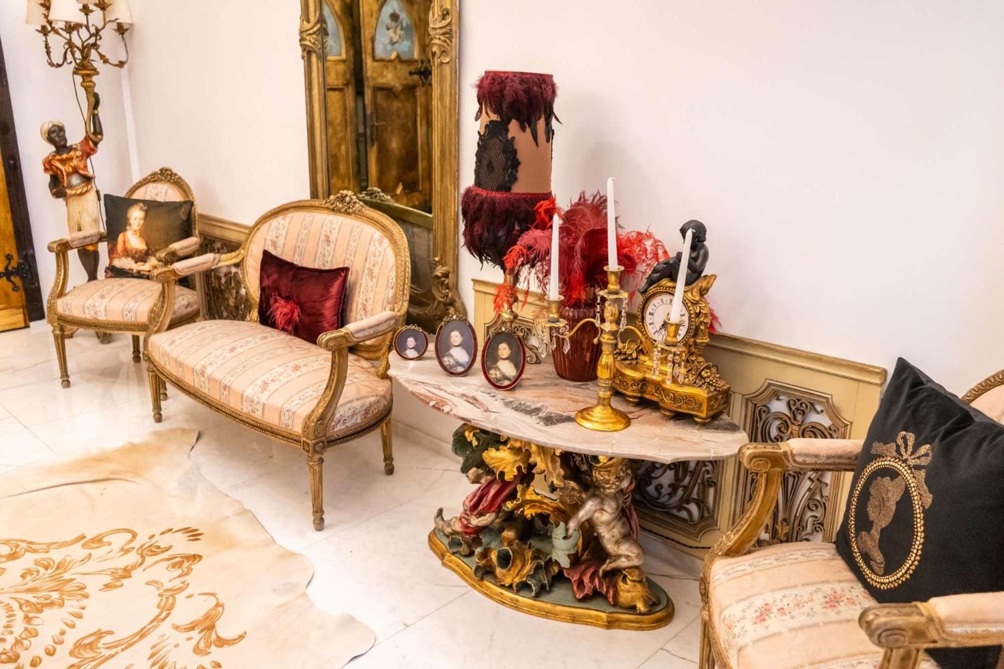 Conacul Coroanei Luxury Boutique Hotel Bukarest Kültér fotó