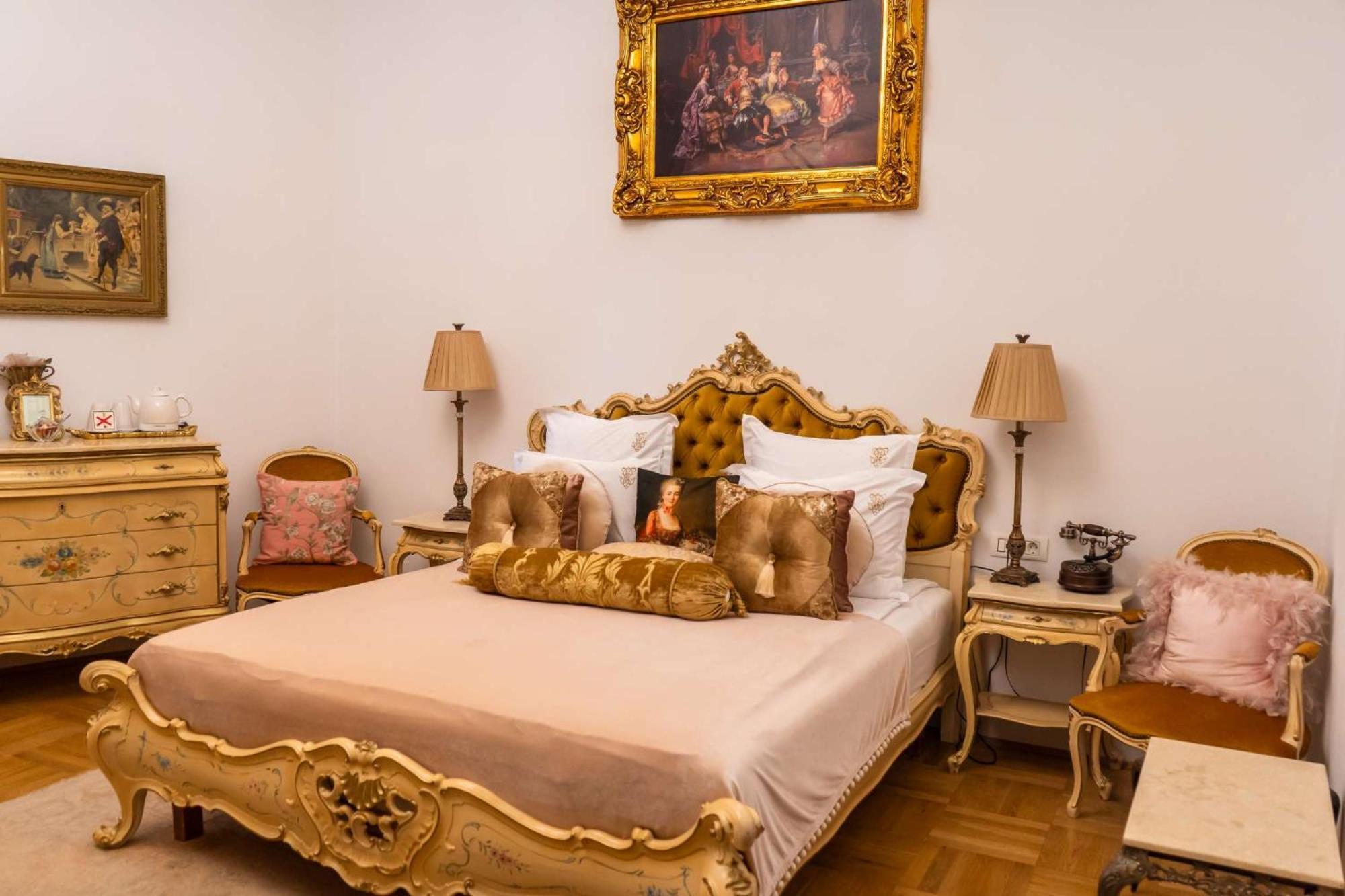 Conacul Coroanei Luxury Boutique Hotel Bukarest Kültér fotó