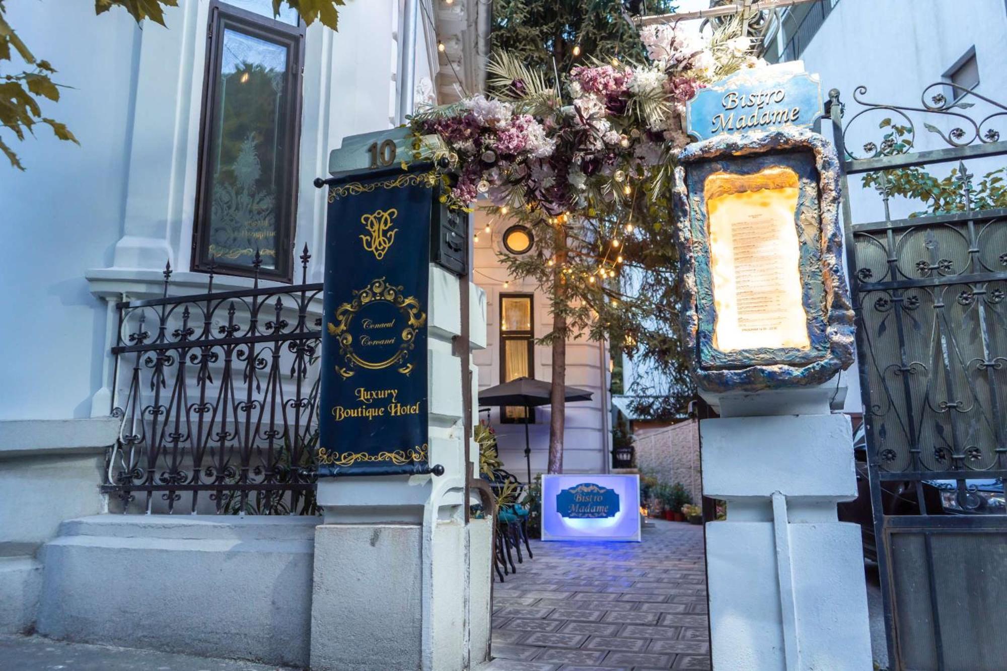 Conacul Coroanei Luxury Boutique Hotel Bukarest Kültér fotó